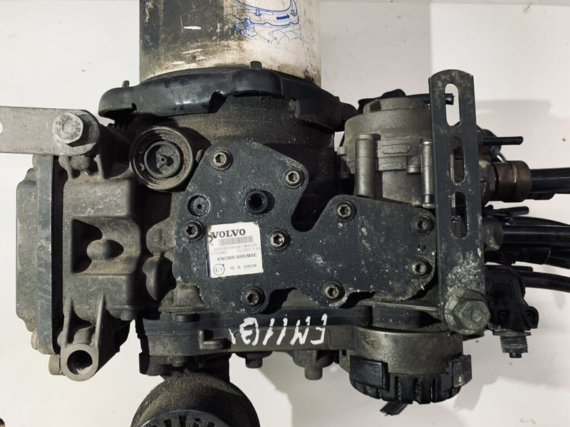 KNORR-BREMSE FM - Valve: picture 2 KNORR-BREMSE FM - Valve: picture 2
