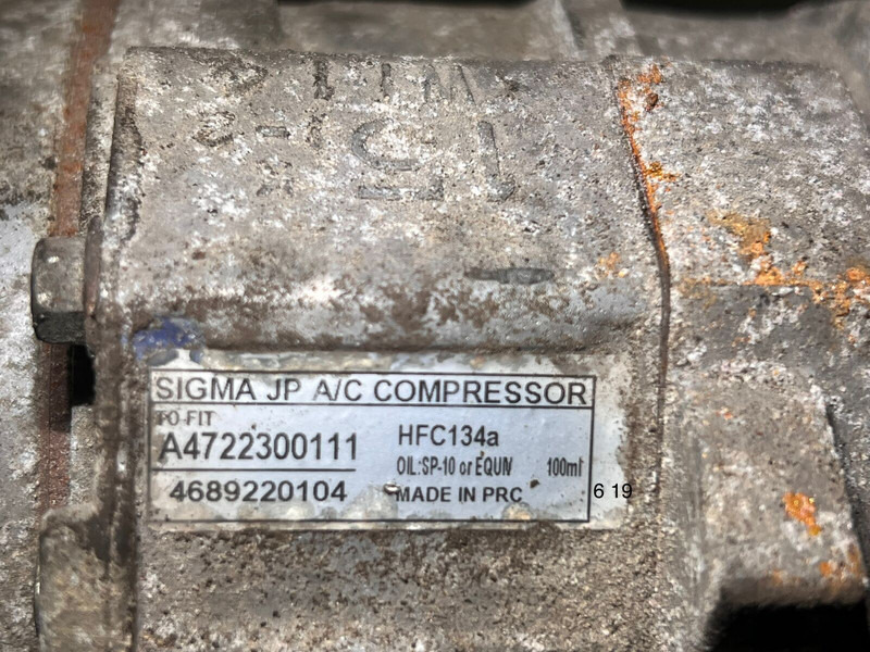 Mercedes-Benz  - A/C compressor: picture 2 Mercedes-Benz  - A/C compressor: picture 2