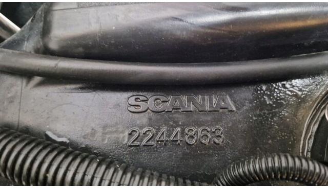 Scania - Exhaust system: picture 2 Scania - Exhaust system: picture 2