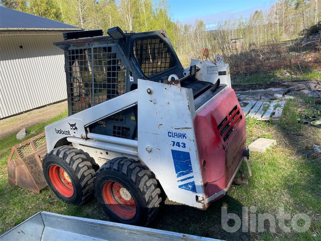 Bobcat 743 med utrustning - Skid steer loader: picture 2 Bobcat 743 med utrustning - Skid steer loader: picture 2