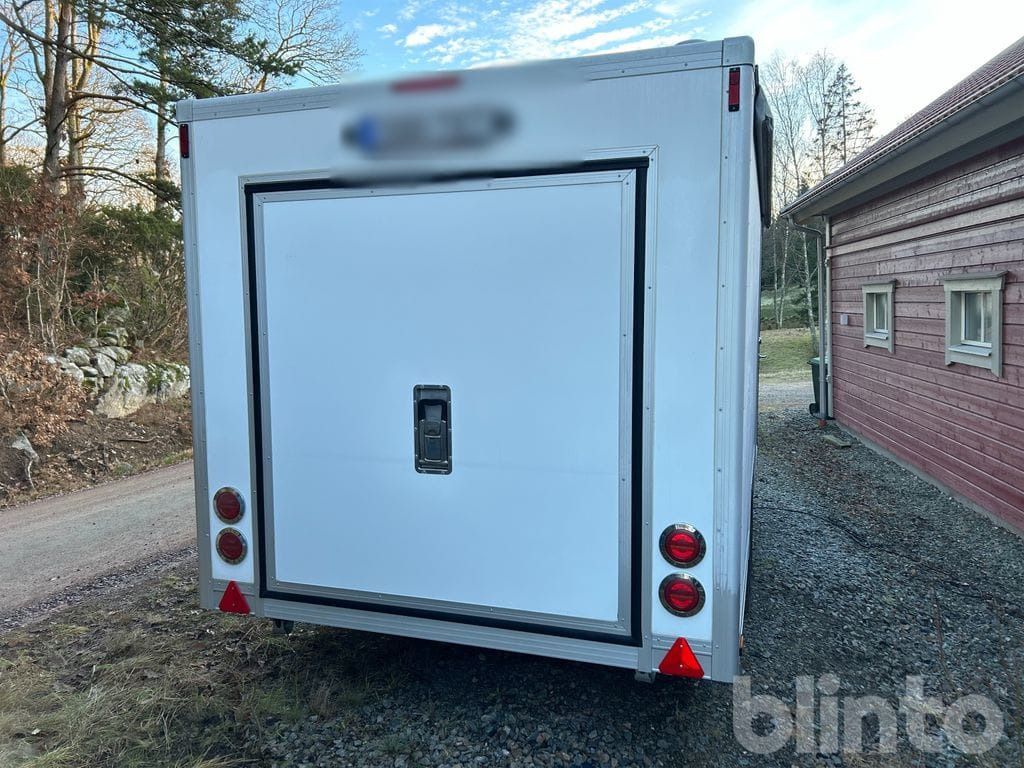 CO SLÄPET 2000 CARGO med bodel - Closed box trailer: picture 5 CO SLÄPET 2000 CARGO med bodel - Closed box trailer: picture 5