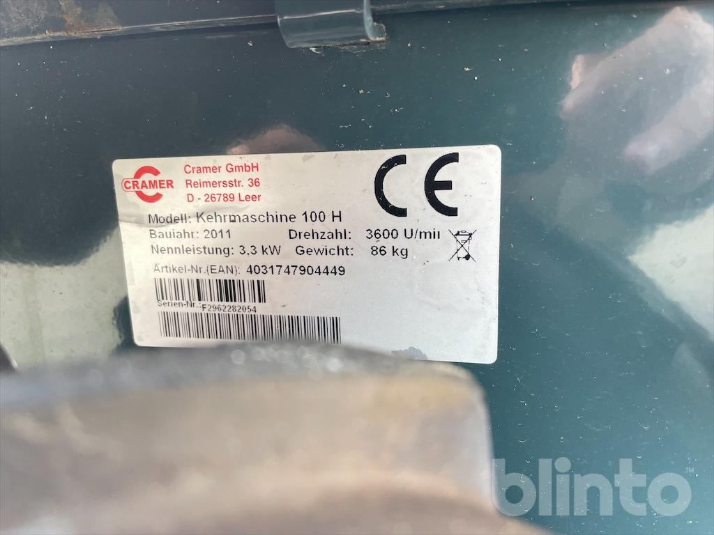 CRAMER KM 100H - Industrial sweeper: picture 5 CRAMER KM 100H - Industrial sweeper: picture 5