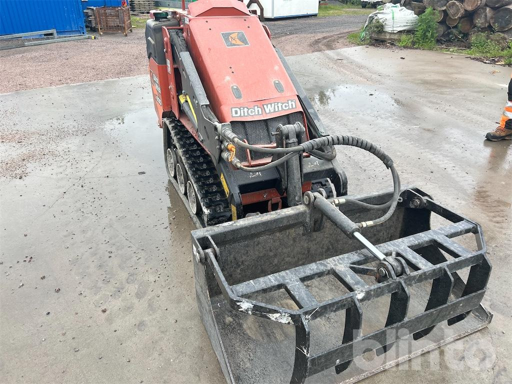 Ditch Witch SK600 - Crawler loader: picture 3 Ditch Witch SK600 - Crawler loader: picture 3