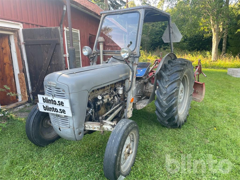 FERGUSON FE 35 - Farm tractor: picture 1 FERGUSON FE 35 - Farm tractor: picture 1