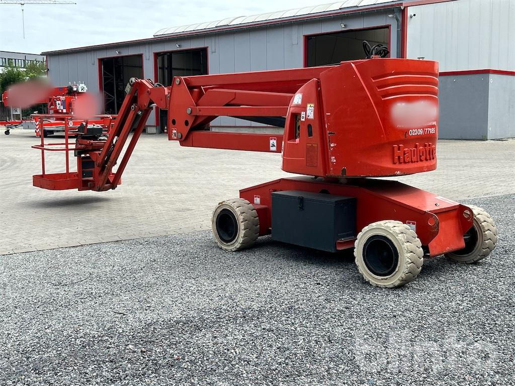 Haulotte ARTICULEE HA15IP (2005) - Articulated boom: picture 4 Haulotte ARTICULEE HA15IP (2005) - Articulated boom: picture 4