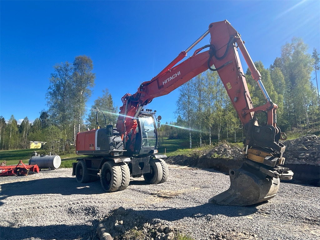 Hitachi zx170w - Wheel excavator: picture 3 Hitachi zx170w - Wheel excavator: picture 3