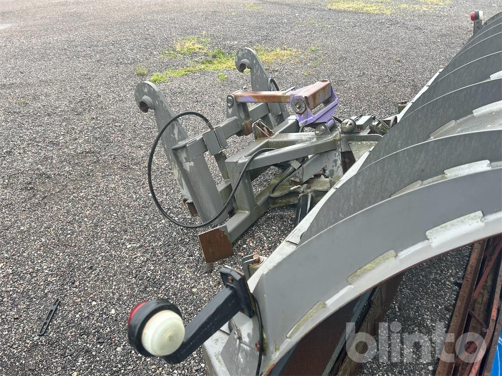 Holms TKHP - 3.2 - Snow plough: picture 5 Holms TKHP - 3.2 - Snow plough: picture 5