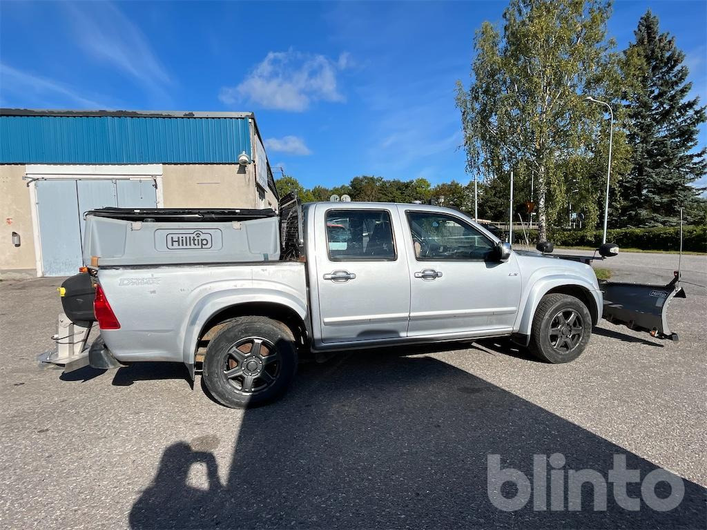 ISUZU CREW 3.0 AT med vikplog och sandspridare - Pickup truck, Snow removal vehicle: picture 4 ISUZU CREW 3.0 AT med vikplog och sandspridare - Pickup truck, Snow removal vehicle: picture 4