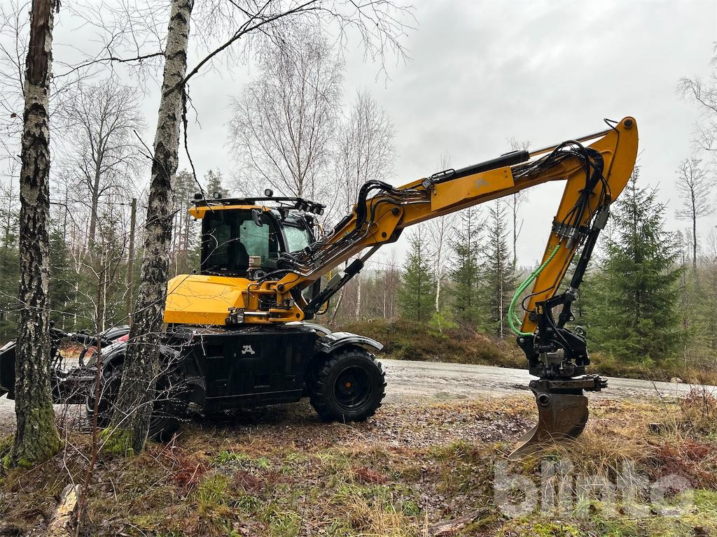 JCB Hydradig 110W - Wheel excavator: picture 4 JCB Hydradig 110W - Wheel excavator: picture 4