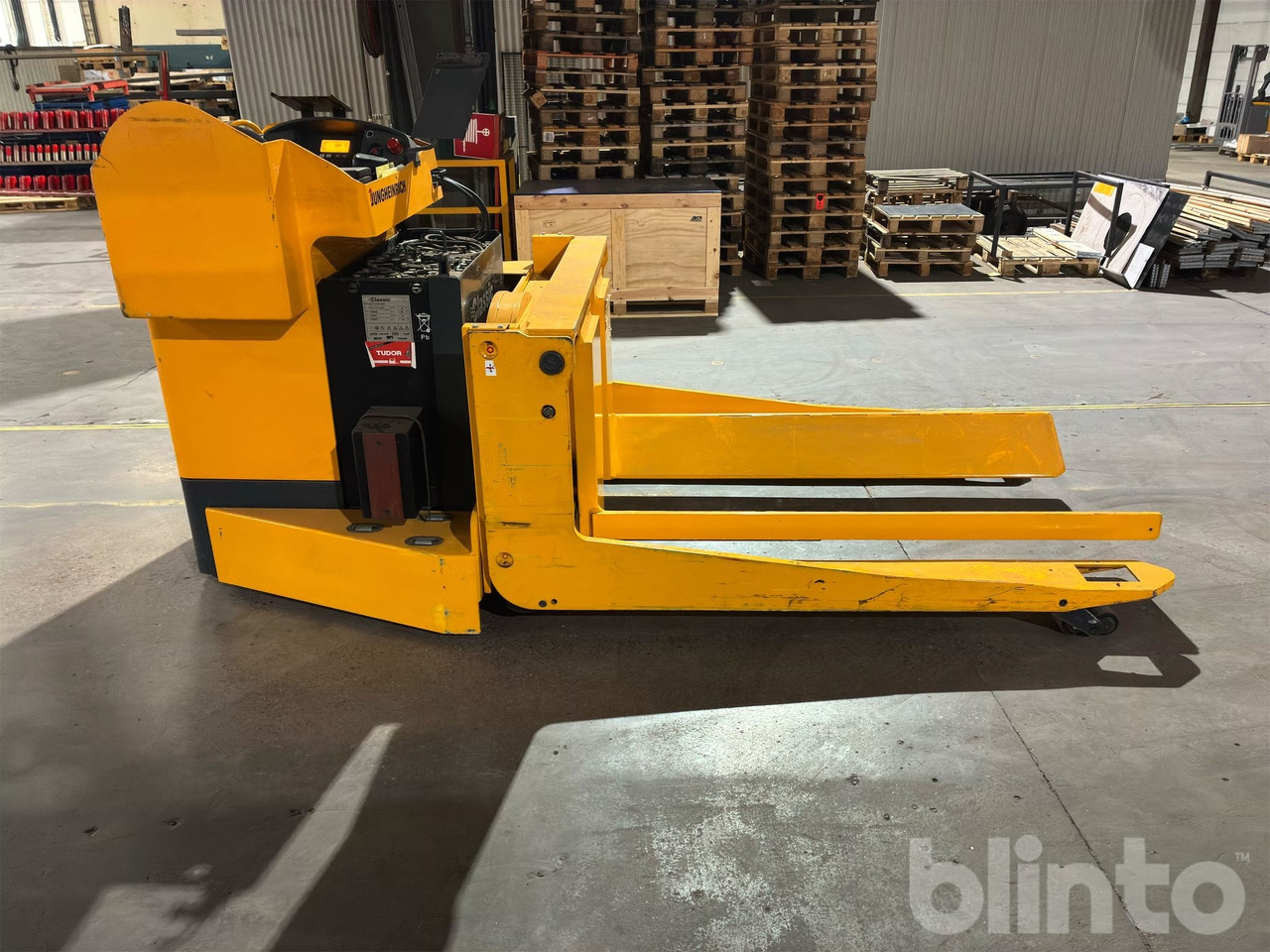 Jungheinrich - Warehouse equipment: picture 4 Jungheinrich - Warehouse equipment: picture 4