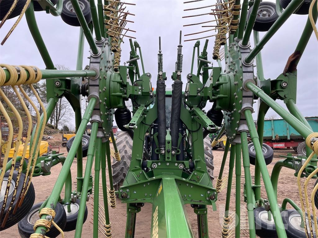 KRONE SWADRO TC1000 - Tedder/ Rake: picture 5 KRONE SWADRO TC1000 - Tedder/ Rake: picture 5