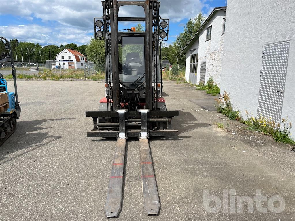 Kalmar DCD 45-5H - Forklift: picture 2 Kalmar DCD 45-5H - Forklift: picture 2
