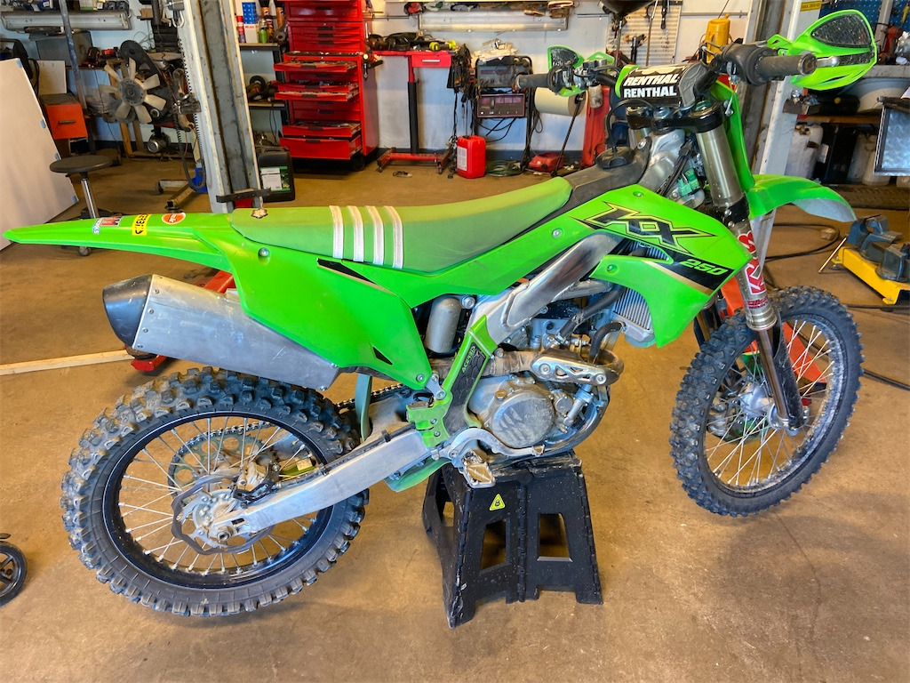 Kawasaki KX250F - Motorcycle: picture 5 Kawasaki KX250F - Motorcycle: picture 5