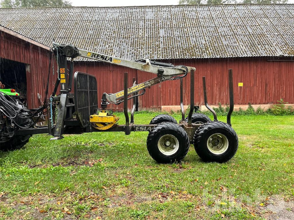 Kesla 9T med kran Kesla 202T - Forestry trailer: picture 5 Kesla 9T med kran Kesla 202T - Forestry trailer: picture 5