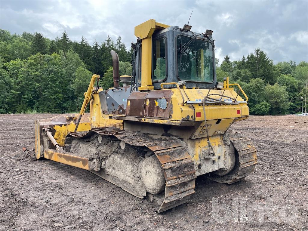 Komatsu D65EX-15 - Bulldozer: picture 3 Komatsu D65EX-15 - Bulldozer: picture 3