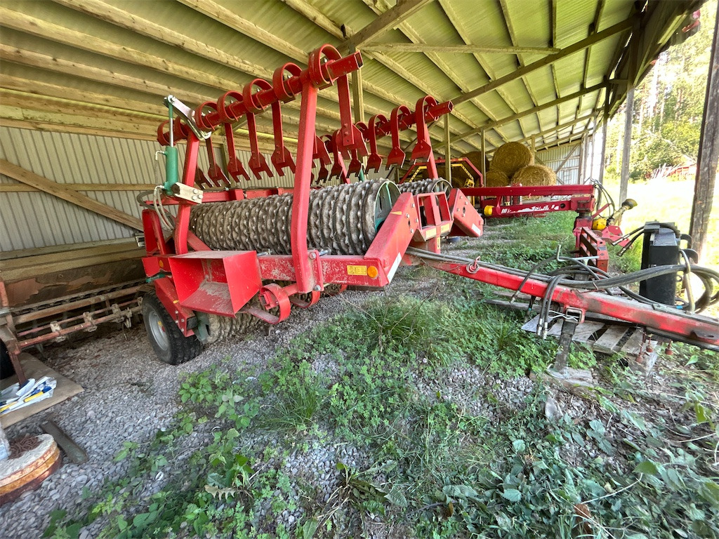 Kverneland Actiroll 630 - Farm roller: picture 3 Kverneland Actiroll 630 - Farm roller: picture 3
