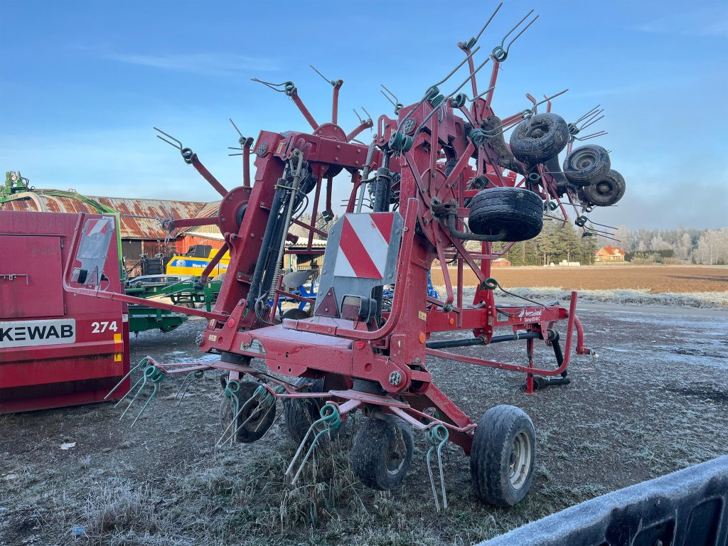 Kverneland Taarup 85140C - Tedder/ Rake: picture 5 Kverneland Taarup 85140C - Tedder/ Rake: picture 5