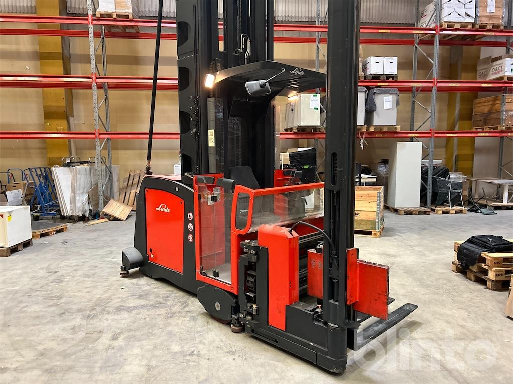 Linde Kombi - 4-way reach truck: picture 3 Linde Kombi - 4-way reach truck: picture 3