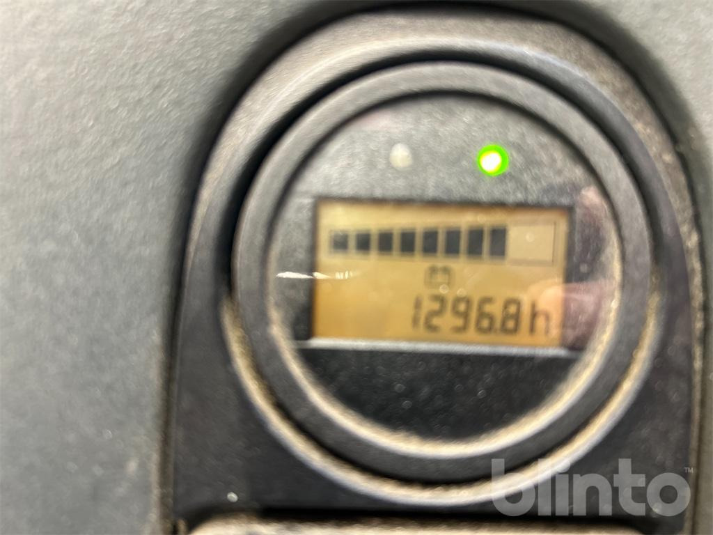 Linde L12 (2019) - Stacker: picture 5 Linde L12 (2019) - Stacker: picture 5