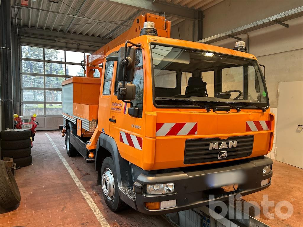 MAN L 2000 - Truck mounted aerial platform: picture 2 MAN L 2000 - Truck mounted aerial platform: picture 2