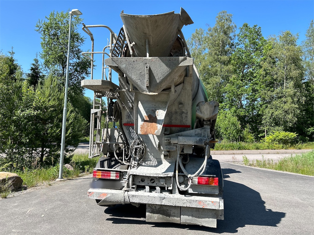 MERCEDES-BENZ 930.20 - Concrete mixer truck: picture 5 MERCEDES-BENZ 930.20 - Concrete mixer truck: picture 5
