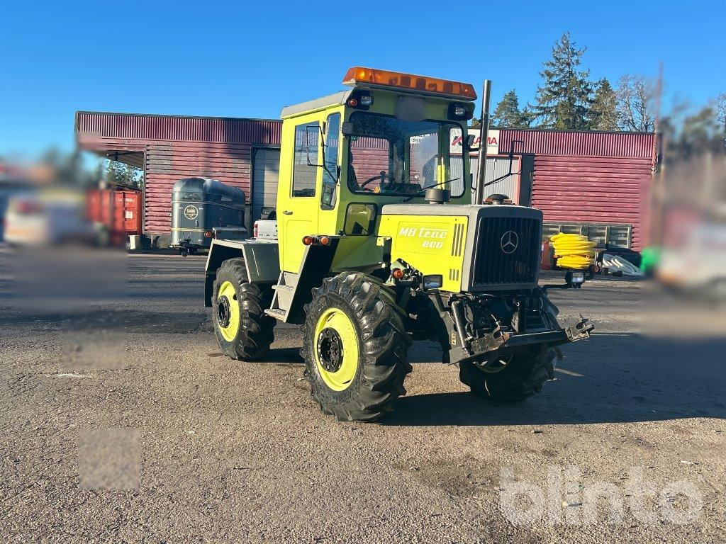 MERCEDES BENZ TRAC 800 - Farm tractor: picture 1 MERCEDES BENZ TRAC 800 - Farm tractor: picture 1