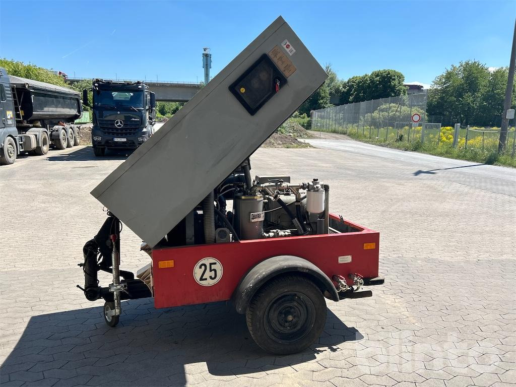 Mannesmann - Demag - Air compressor: picture 3 Mannesmann - Demag - Air compressor: picture 3