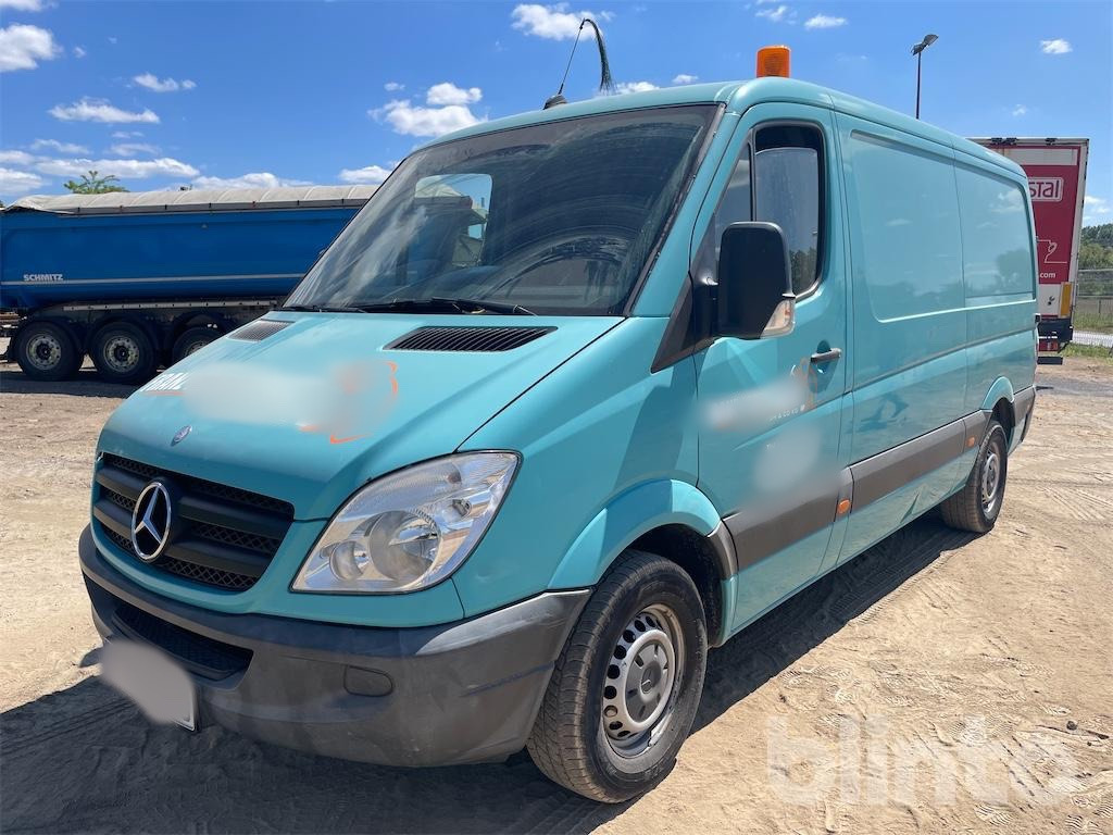 Mercedes Sprinter DB 313 CDI - Panel van: picture 4 Mercedes Sprinter DB 313 CDI - Panel van: picture 4
