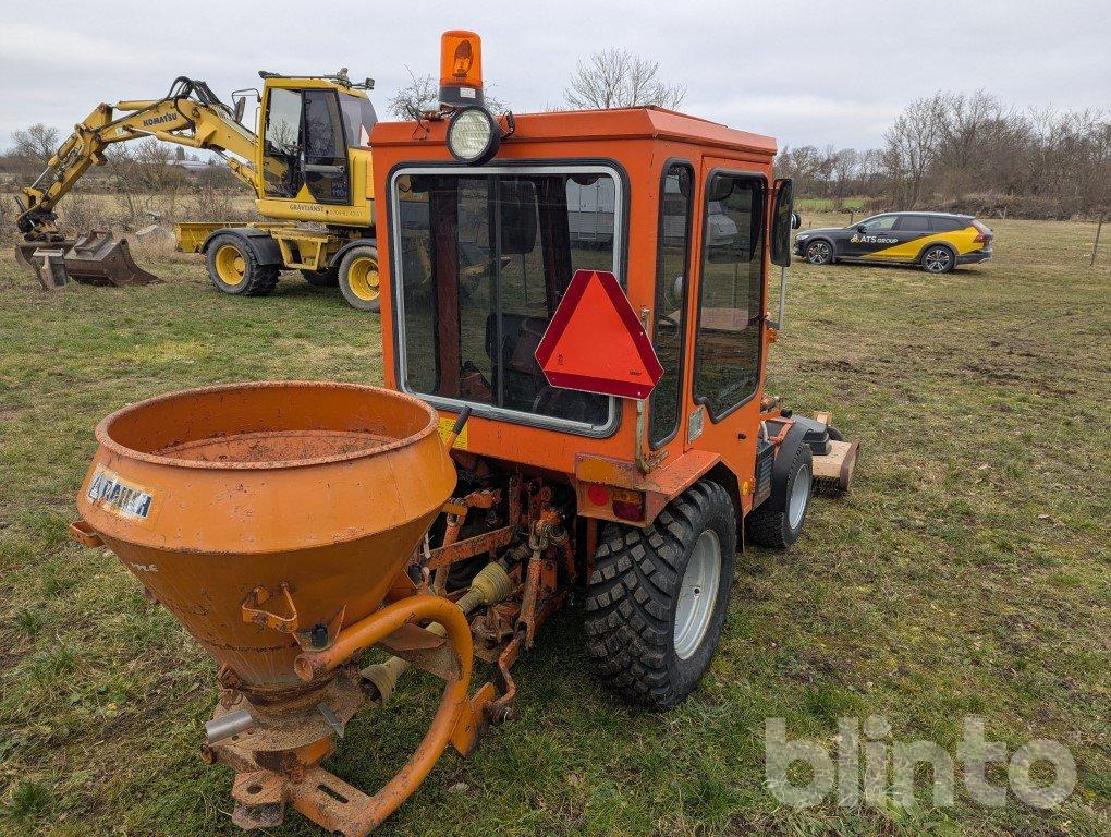 Holder P60 med flera redskap - Municipal/ Special vehicle: picture 4 Holder P60 med flera redskap - Municipal/ Special vehicle: picture 4