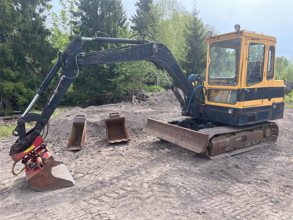 Nissan Kizai N-50SS - Crawler excavator: picture 1 Nissan Kizai N-50SS - Crawler excavator: picture 1