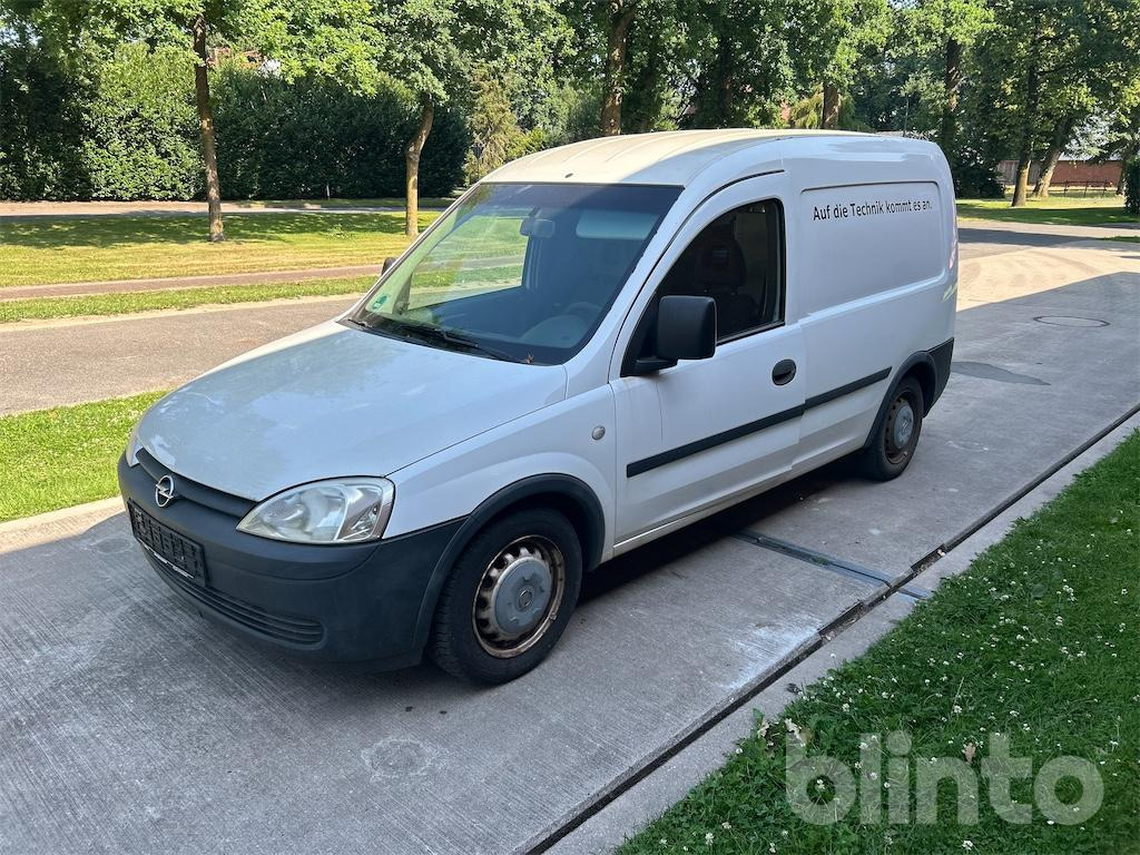 Opel Combo C-Van (2011) - Small van: picture 1 Opel Combo C-Van (2011) - Small van: picture 1