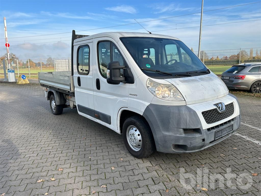 Peugeot Boxer (EZ: 2009) - Flatbed van, Combi van: picture 2 Peugeot Boxer (EZ: 2009) - Flatbed van, Combi van: picture 2