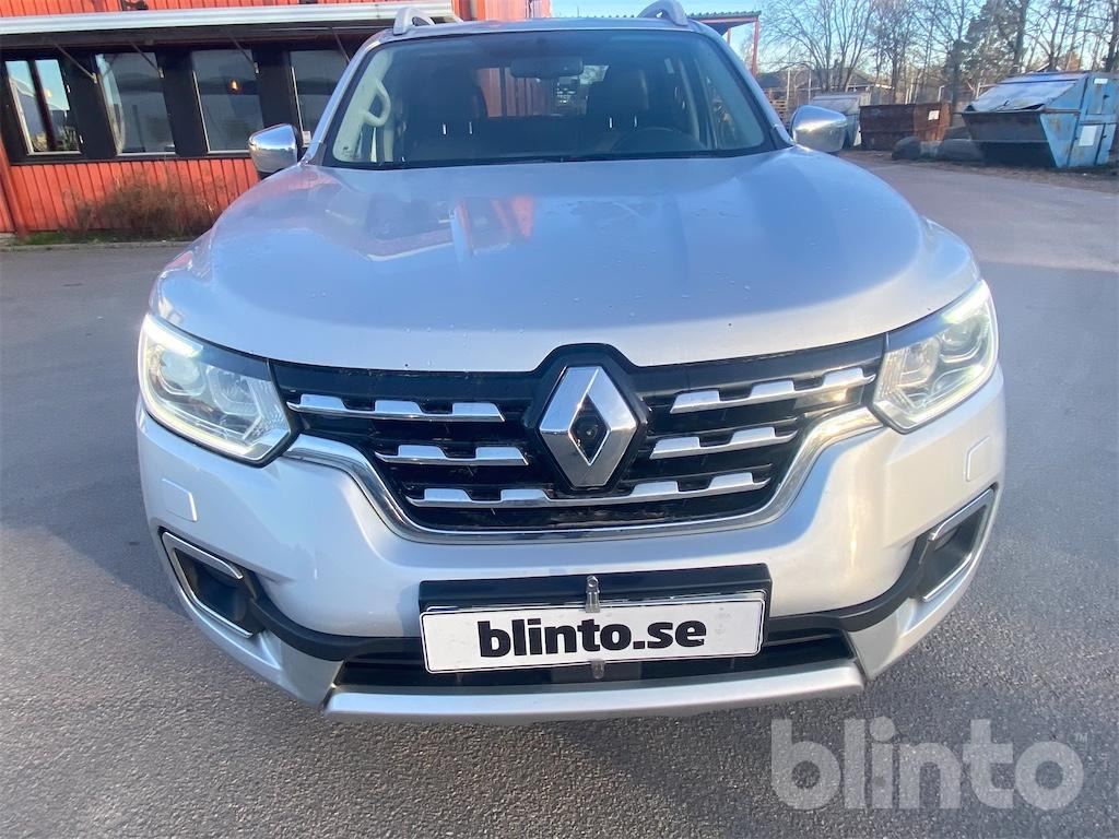 Pickup truck RENAULT: picture 8
