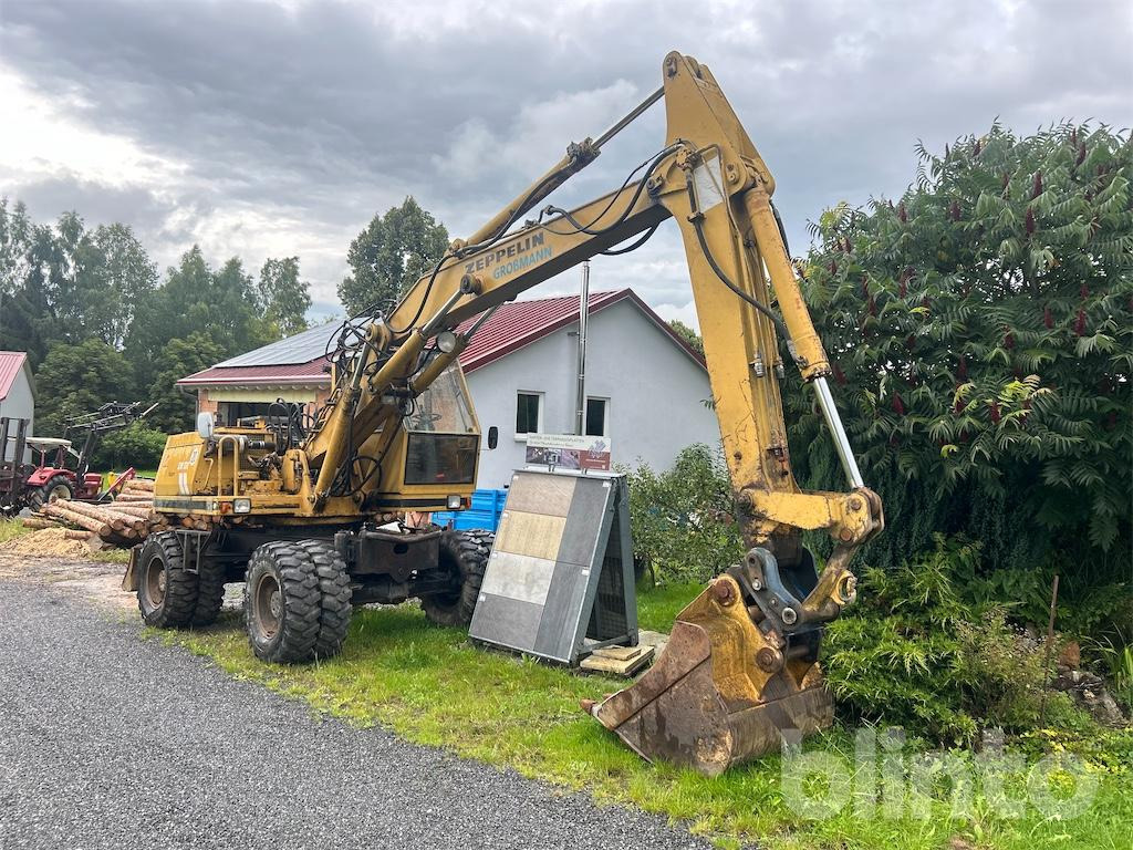 Sennebogen ZM13 (1992) - Wheel excavator: picture 1 Sennebogen ZM13 (1992) - Wheel excavator: picture 1