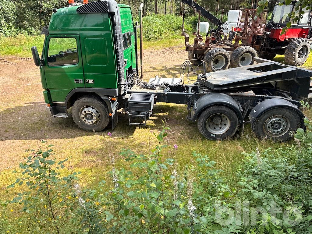 VOLVO FM12 6*2 - Tractor unit, Autotransporter semi-trailer: picture 5 VOLVO FM12 6*2 - Tractor unit, Autotransporter semi-trailer: picture 5