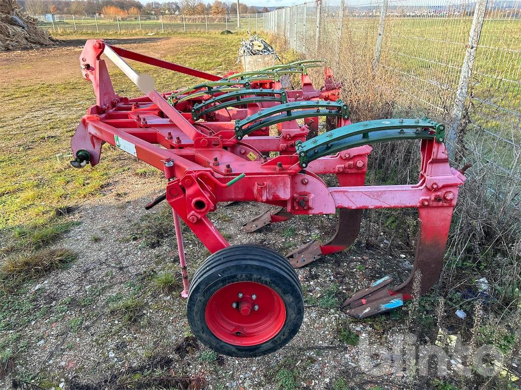 UNIA KRET 7 - Subsoiler: picture 4 UNIA KRET 7 - Subsoiler: picture 4