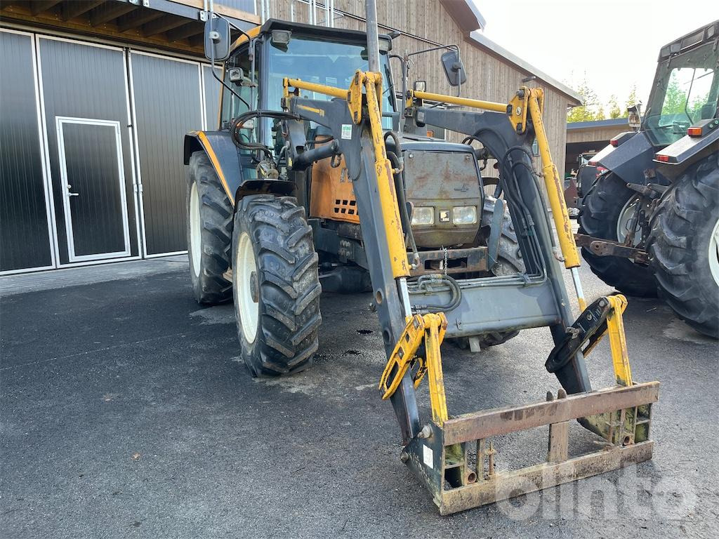 VALMET 6300 - Farm tractor: picture 3 VALMET 6300 - Farm tractor: picture 3