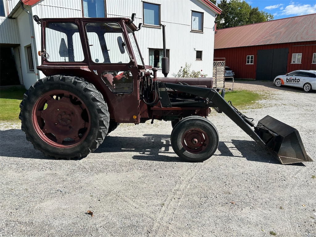 VOLVO-BM T 430 - Farm tractor: picture 4 VOLVO-BM T 430 - Farm tractor: picture 4