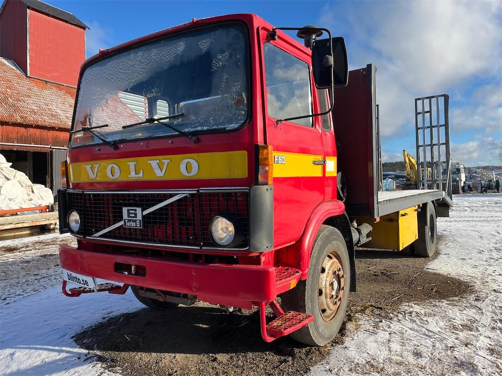 VOLVO F 613 4X2-1-V, skattebefriad - Autotransporter truck: picture 1 VOLVO F 613 4X2-1-V, skattebefriad - Autotransporter truck: picture 1