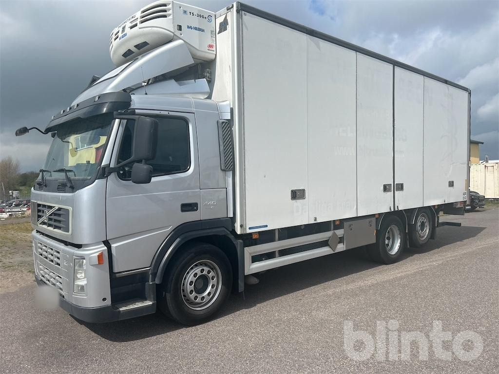 VOLVO FM-440 6*2 - Refrigerator truck: picture 1 VOLVO FM-440 6*2 - Refrigerator truck: picture 1
