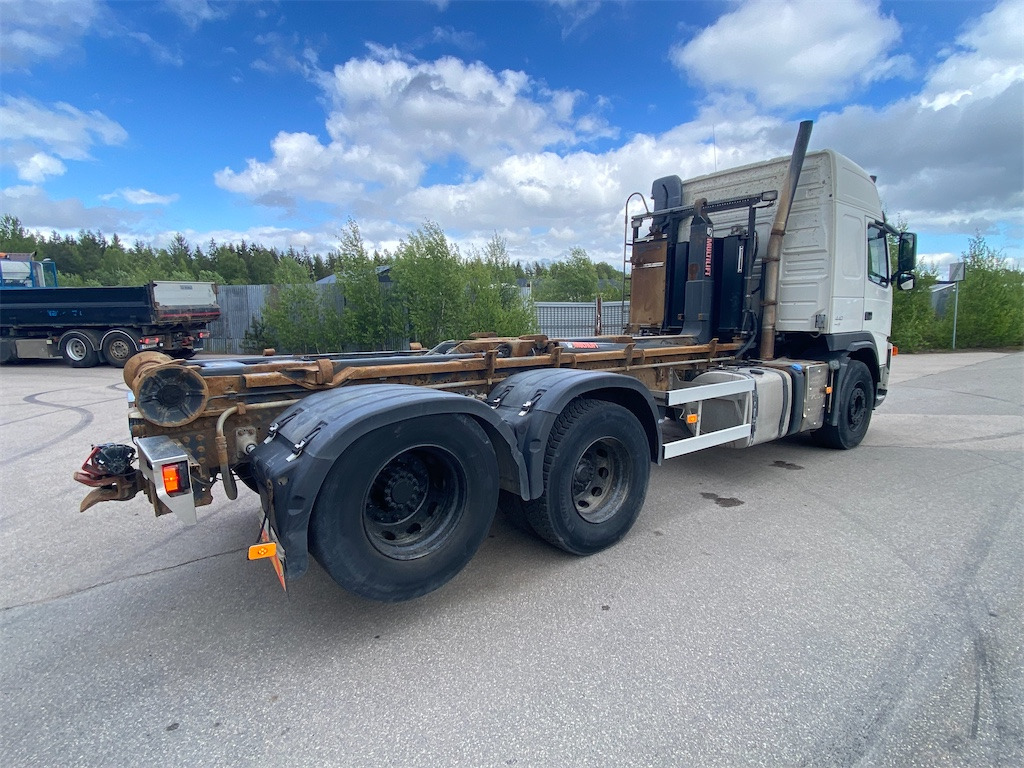 VOLVO FM-440 6*2 - Hook lift truck: picture 5 VOLVO FM-440 6*2 - Hook lift truck: picture 5
