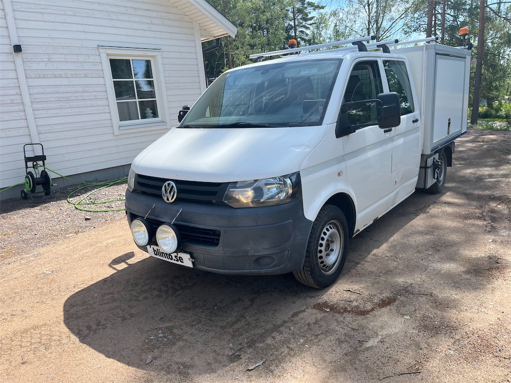 VW PICKUP DH 2,0 4MOTION - Box van: picture 2 VW PICKUP DH 2,0 4MOTION - Box van: picture 2