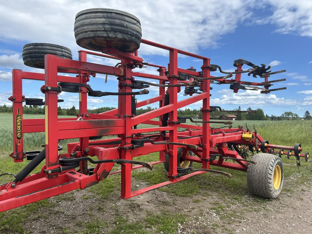 Väderstad Cultus CS 400 Quattro - Cultivator: picture 1 Väderstad Cultus CS 400 Quattro - Cultivator: picture 1