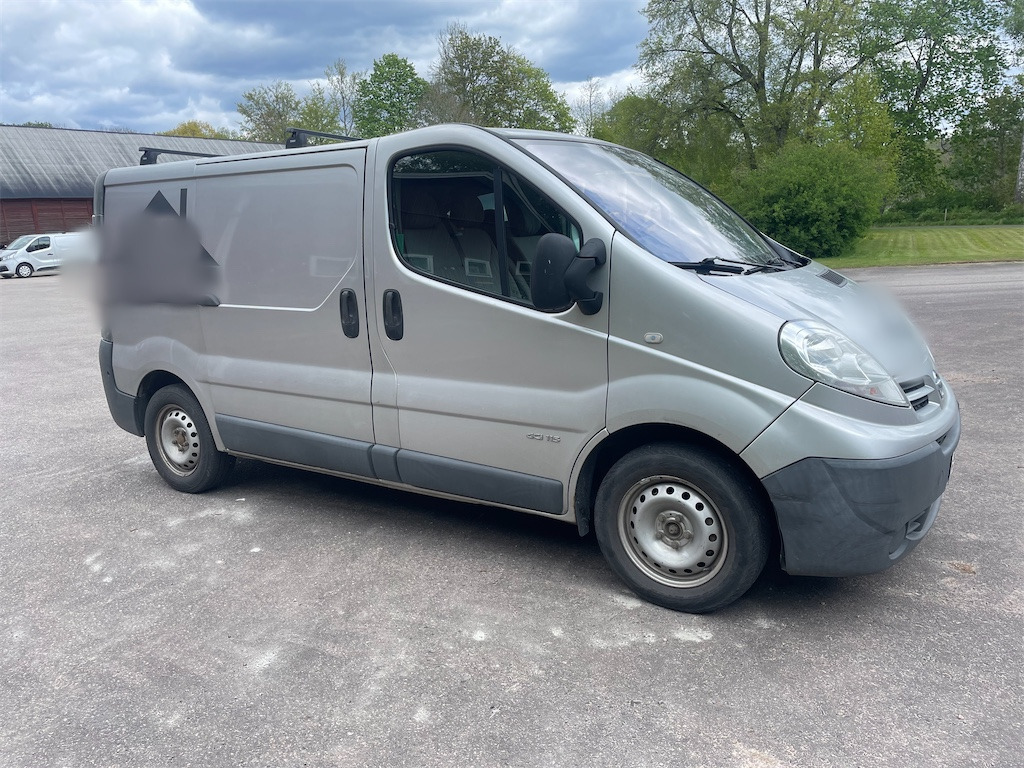 NISSAN X83 Primastar dCi 115 - Van: picture 2 NISSAN X83 Primastar dCi 115 - Van: picture 2