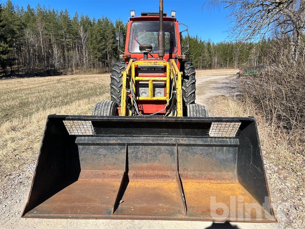 Volvo BM T 700 - Farm tractor: picture 2 Volvo BM T 700 - Farm tractor: picture 2