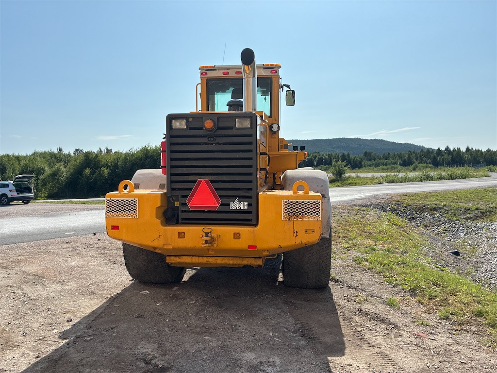 Volvo L150 - Wheel loader: picture 5 Volvo L150 - Wheel loader: picture 5