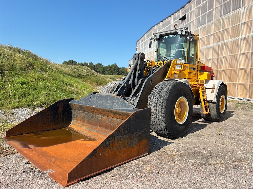 Volvo L150 - Wheel loader: picture 1 Volvo L150 - Wheel loader: picture 1