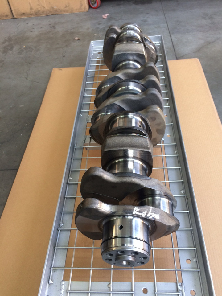ALBERO MOTORE MAN D2876 / E2876 - MAN 51021006018 - Crankshaft: picture 2 ALBERO MOTORE MAN D2876 / E2876 - MAN 51021006018 - Crankshaft: picture 2
