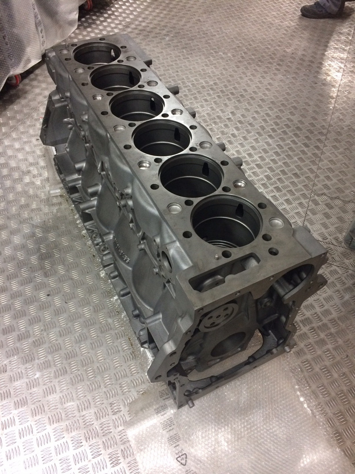 BASAMENTO MAN D2066 - EURO 6 - Crankcase: picture 1 BASAMENTO MAN D2066 - EURO 6 - Crankcase: picture 1