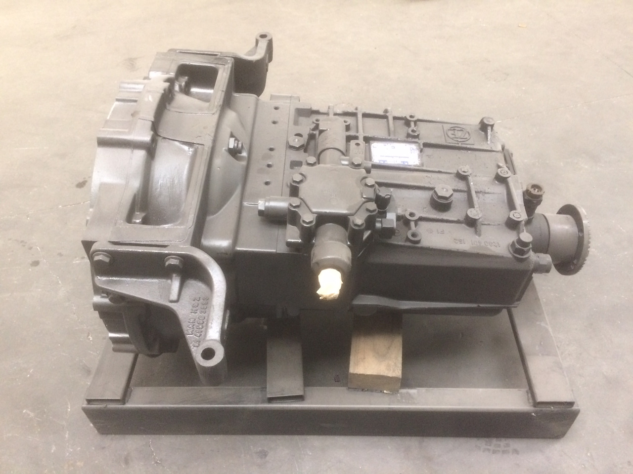 CAMBIO ZF ECOLITE S6-36 - Gearbox: picture 2 CAMBIO ZF ECOLITE S6-36 - Gearbox: picture 2